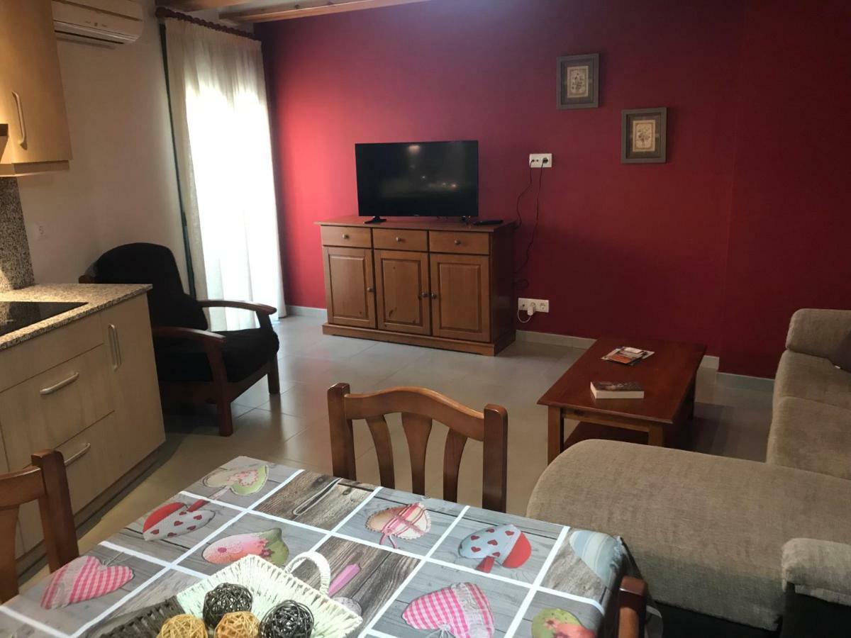 Apartaments Ca L'Albert โปบลา เด เซกัวร์ ภายนอก รูปภาพ