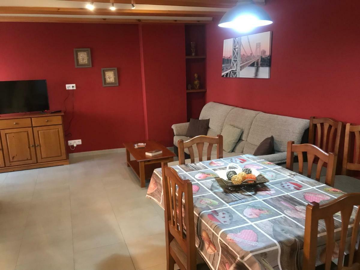 Apartaments Ca L'Albert โปบลา เด เซกัวร์ ภายนอก รูปภาพ